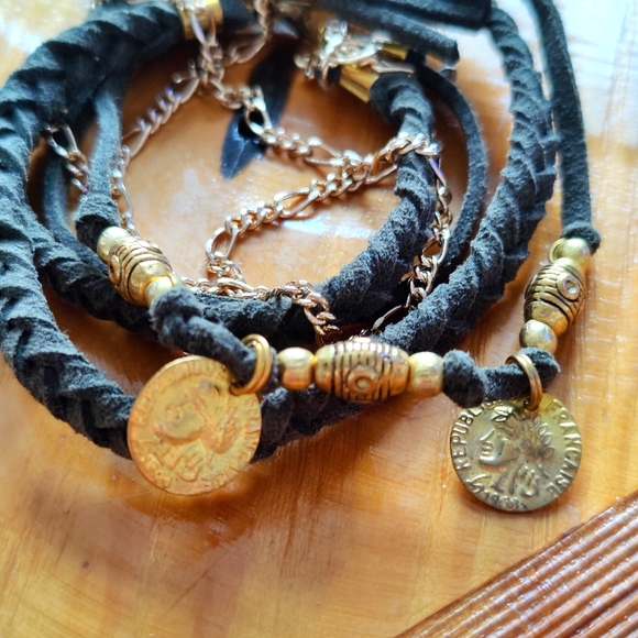 Green & Gold Wrap Bracelet - Picture 3 of 4